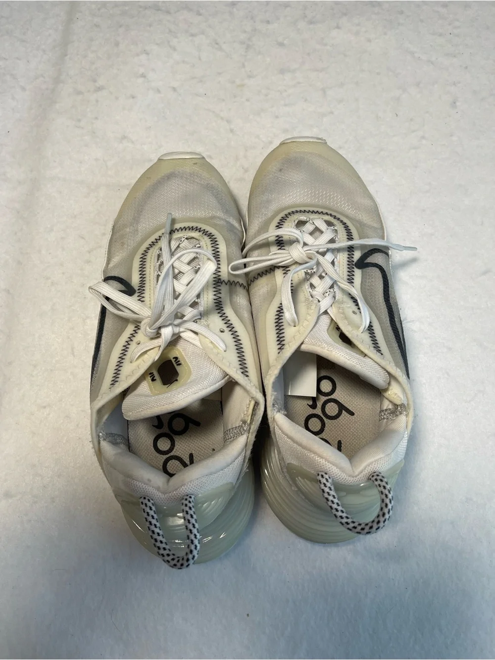 Nike Air Max 2090 White Black Sneakers Women’s 8.5 Running Shoes CK2612-100